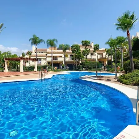 Apartment Renovated In 2024 - With Pool And Parking Marbella
