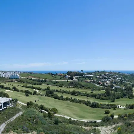 Renovated In 2024 - With Pool And Parking Marbella