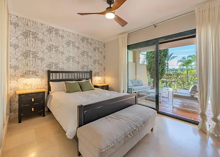 Apartmán Renovated In 2024 - With Pool And Parking *
