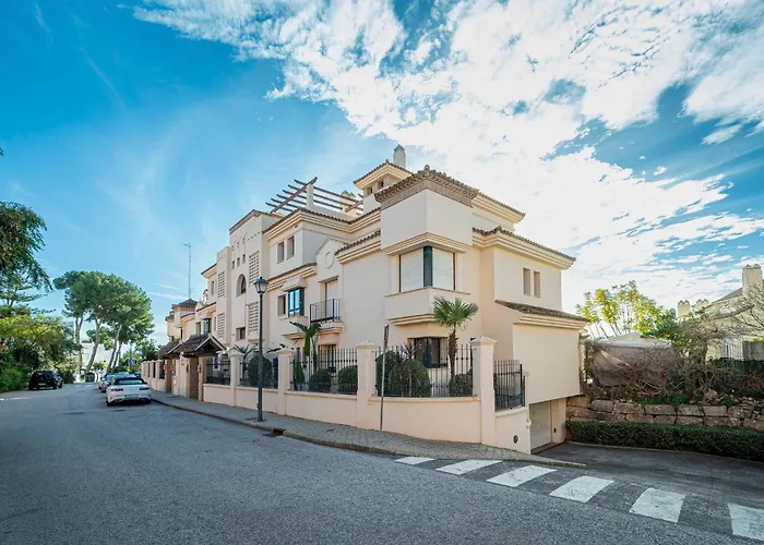 Renovated In 2024 - With Pool And Parking Apartmán Marbella